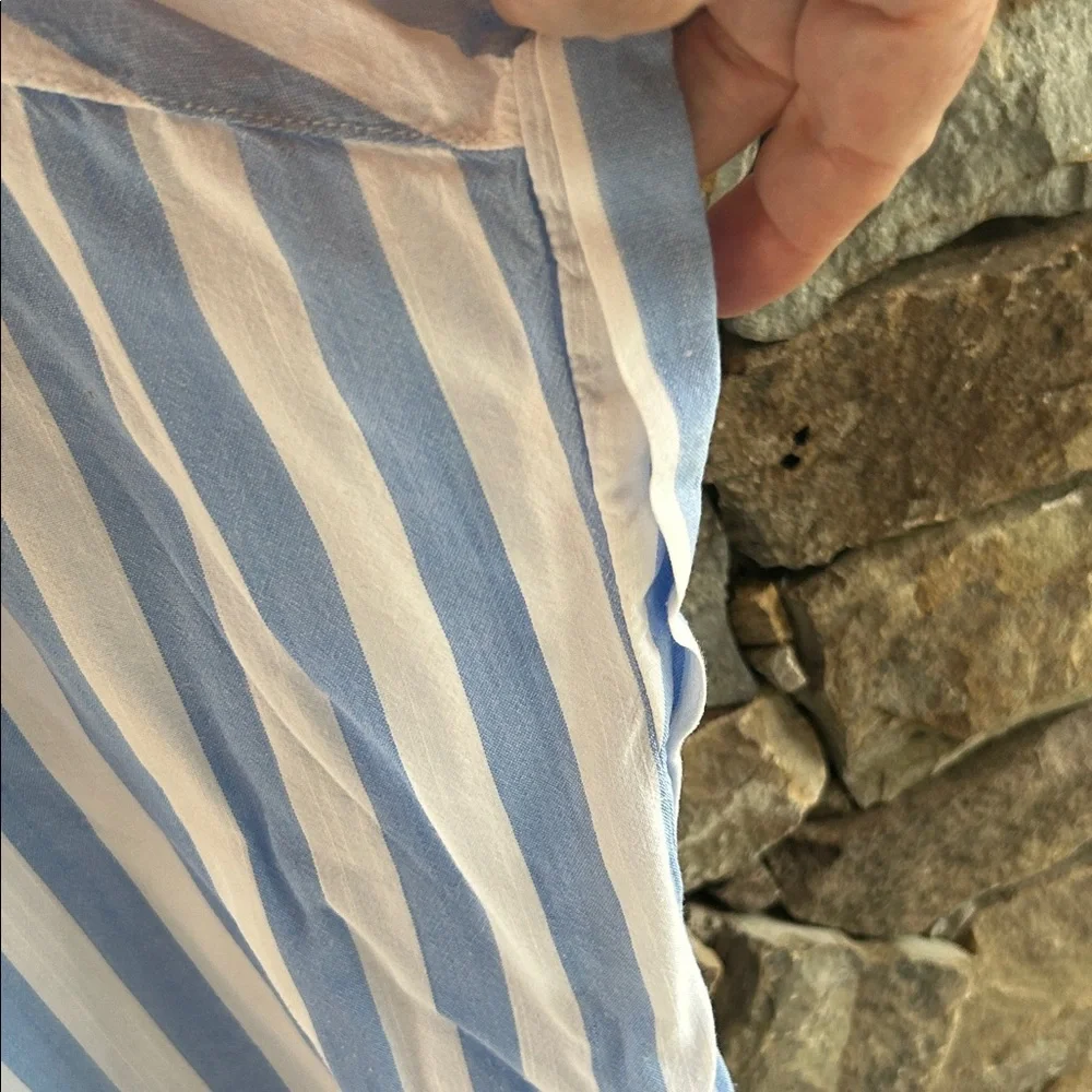 Old Navy Light Blue and White Striped Size Large Shirt; Lightweight and Adorable - Picture 6 of 12